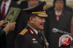 Kapolri berikan penghargaan kepada dua polisi Malaysia