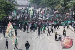 PSSI Dibekukan, Bonekmania Sujud Syukur