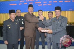 Bupati Melawi Klaim Pertumbuhan Ekonomi Terus Meningkat