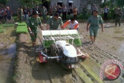 Bupati Landak Resmi Luncurkan Operasi Ketahanan Pangan
