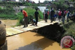 Bina Marga Bangun Jembatan Sementara di Pepalang