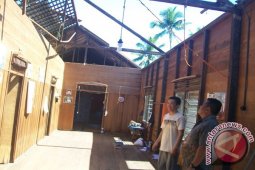 Whirlwind Destroys 16 Houses In Banjarmasin