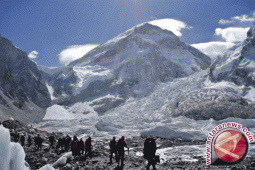 Everest di Himalaya Tiba-tiba Jadi Ajang Pembantaian Pendaki