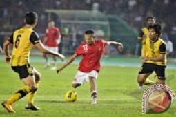 Lipsus - Sepak bola siapa punya?