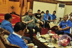 Pertemuan Gubernur Aceh KNPI Pusat