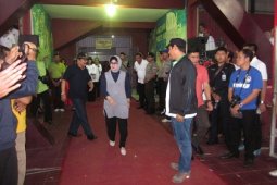 Pak De dan Bude Karwo