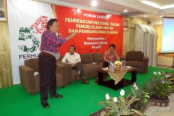 Diskusi Pengelolaan Hutan