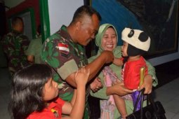 Prajurit Melepas Kerinduan