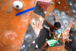 Pembinaan Atlet Panjat Tebing