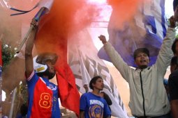 Aremania Protes Keputusan BOPI dan Menpora