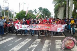 SEPEDA SANTAI MAY DAY
