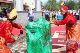 Tarian Giok Meriahkan Hardiknas di Nagan Raya