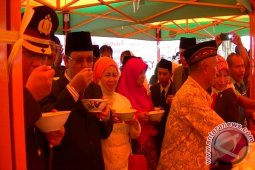 Pedagang Bakso Harus Miliki Sertifikat Halal 2016