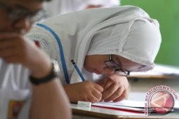 43 SMP Gelar UNBK Tidak Mandiri