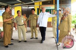Wali Kota Banjarmasin Tinjau UN SMP