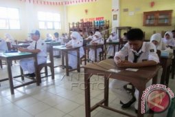 Sebanyak 19.989 Siswa SMP Ikuti UN