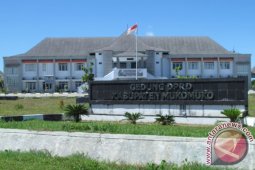 Ketua DPRD minta RSUD lengkapi obat BPJS