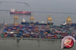 Menunggu realisasi infrastruktur sebagai obat perlambatan ekonomi