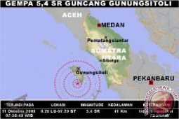Gempa 5,8 SR landa Gunung Sitoli