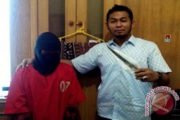 Polisi Tangkap Pembunuh Satu Jam Setelah Kejadian
