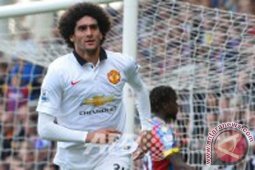 Mata dan Fellaini Bawa MU Atasi Palace 2-1