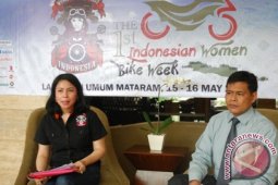 Tujuh Perempuan akan Promosikan Tenun Lombok