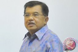 Wapres kerap mendapat tawaran "aneh" dari ponselnya
