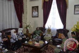 Guru Honor Di Gorontalo Akan Diasuransikan