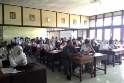 ST. Ignasius Juara Debat Bahasa Inggris Singkawang 2015