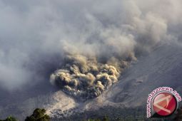 Three Volcanoes in N. Sulawesi Still on Alert Level III