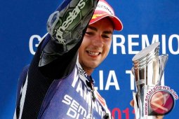 Lorenzo Finish Tercepat di Le Mans, Rossi Kedua