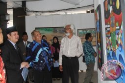 33 Pelukis Banjarmasin Pamer Karya "Warna Damai"