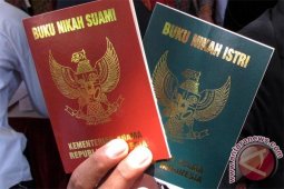 Jutaan Warga Indonesia Belum Miliki Buku Nikah