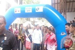 Hari Pertama 800 Orang Kunjungi Istana Open
