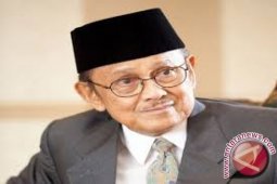 Habibie : Impor akibatkan SDM berkualitas tinggalkan Indonesia