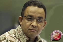 Anies Minta Generasi Muda Majukan Bahasa Lokal