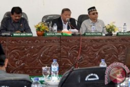 Pandangan Fraksi Terhadap LKPJ Bupati Aceh Timur