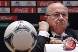 Dunia Bereaksi Atas Pengunduran Diri Blatter