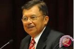 Kalla Leads Roll Call of National Defense Personel in Bojonegoro