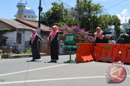 Polisi WH Aceh Ditugaskan Jaga Umat Beribadah