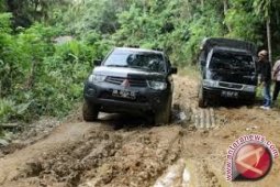 Pemkab Batanghari diminta segera tangani jalan rusak