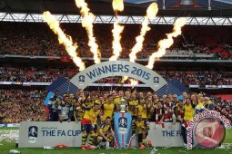 Arsenal kalahkan Villa untuk pertahankan Piala FA