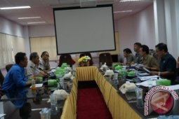 BAS dan YKHT Janji Perbaiki Rumah Warga