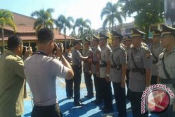 Delapan Perwira Polres Ketapang Dimutasi