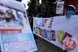 Ramai-ramai galang dana untuk Rohingya 