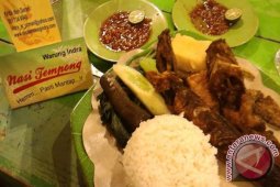 Nikmatnya Nasi Tempong "Indra"