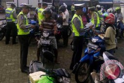 Satlantas Polres Tanah Bumbu Razia "Stasioner"