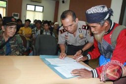 Tokoh Balai Adat Sepakat Tolak Judi