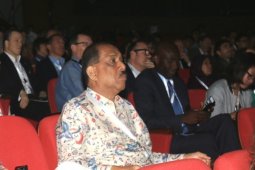 Walikota Ambon Antusias Mengikuti Pembukaan New City Summit 2015
