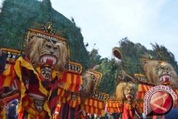 Puluhan Seniman Reog Ikuti FRN XII Ponorogo